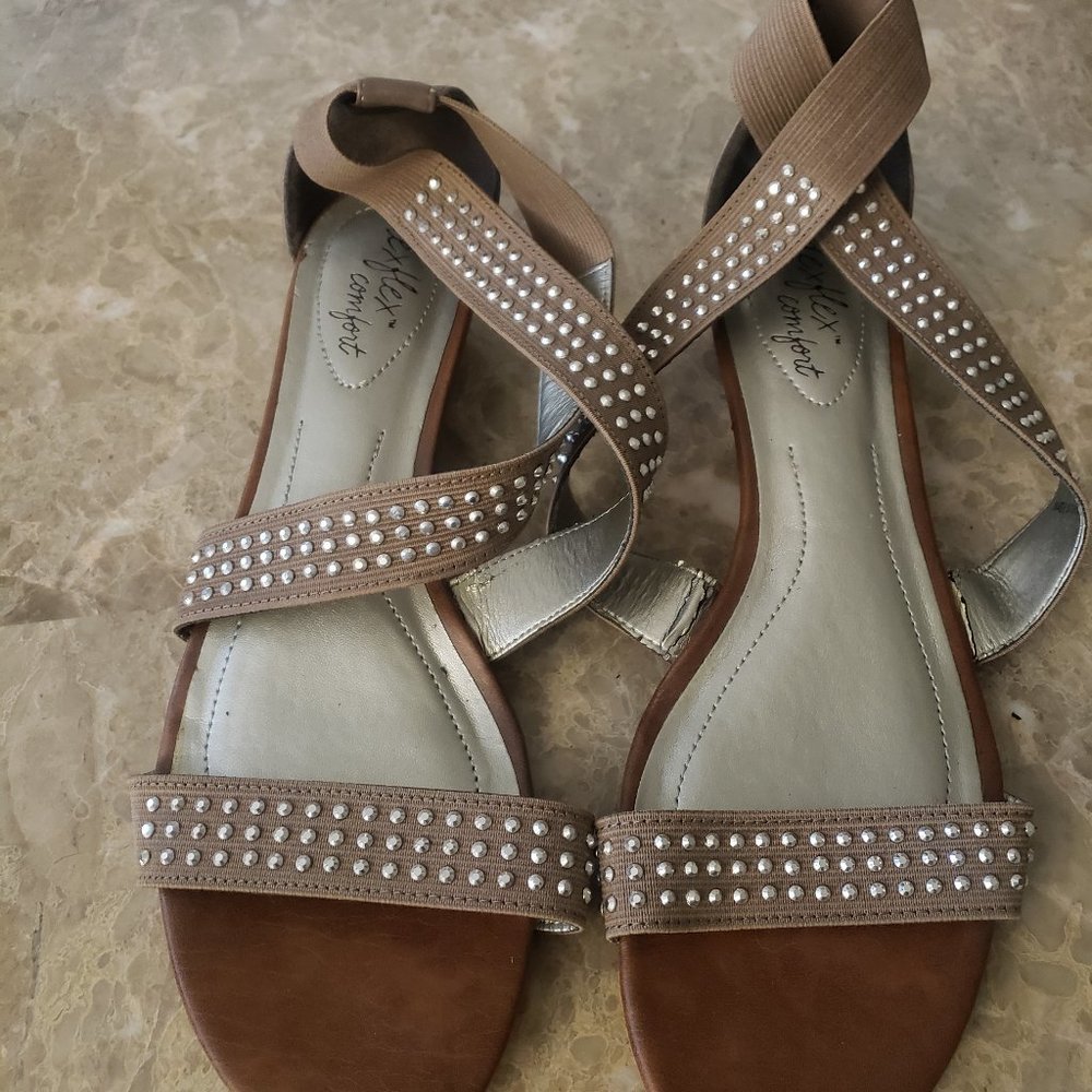 Womens sandals